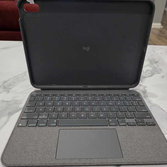 Logitech Gray Tablet Case - Picture 2 of 9